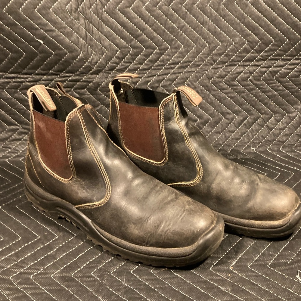 Men’s blunnies size 13, used